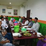 06 Foto bersama buka puasa semua stakeholder BKD Diklat Kab. HSS 05-06-2018